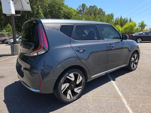 Used 2023 Kia Soul GT-Line FWD image 10