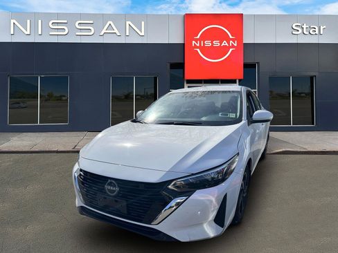 Used 2025 Nissan Sentra SV w/ All-Weather Package FWD image 3