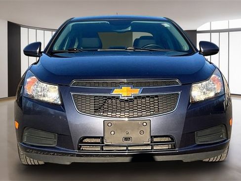 Used 2014 Chevrolet Cruze LT image 2