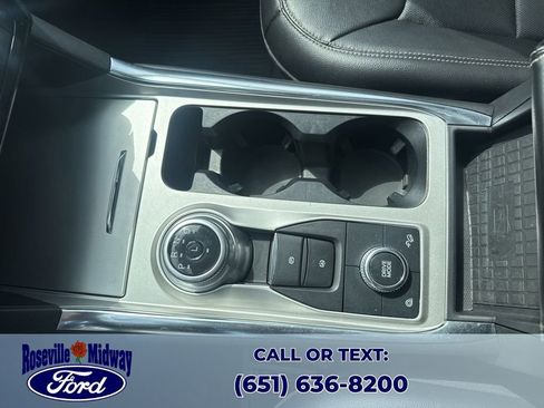Used 2023 Ford Explorer Limited w/ Limited Technology Package AWD/4WD image 18