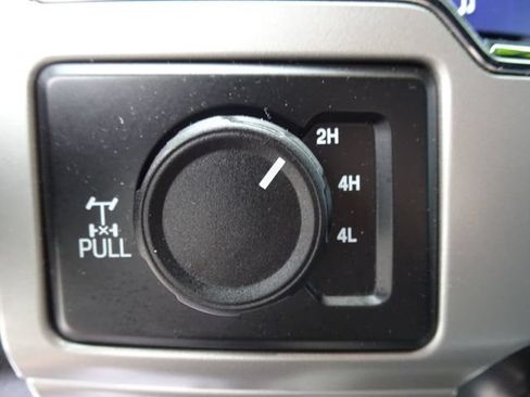 Used 2022 Ford F250 Lariat w/ Lariat Ultimate Package AWD/4WD image 24