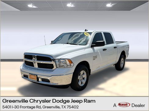 Used 2023 RAM 1500 Classic SLT w/ Electronics Group AWD/4WD image 1