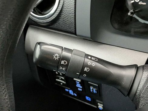 Used 2021 Toyota Tundra SR5 AWD/4WD image 23