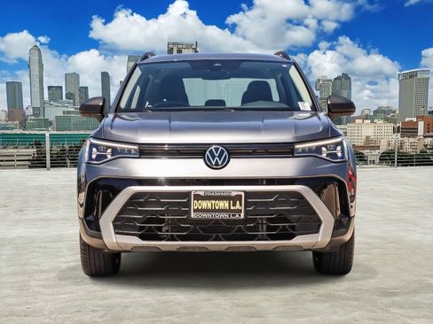Used 2025 Volkswagen Taos S AWD/4WD image 2
