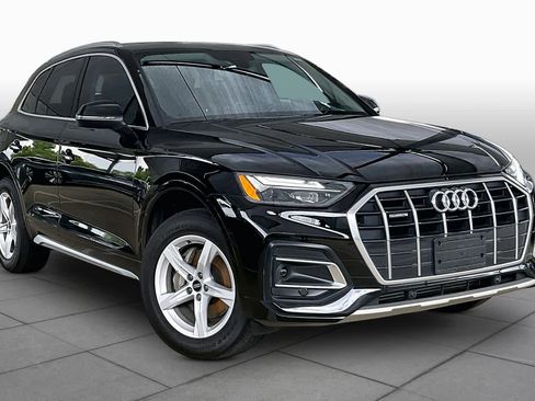 Used 2023 Audi Q5 2.0T Premium w/ Convenience Package AWD/4WD image 3