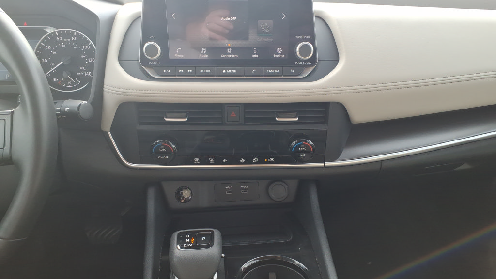 Used 2025 Nissan Rogue SV AWD/4WD image 12