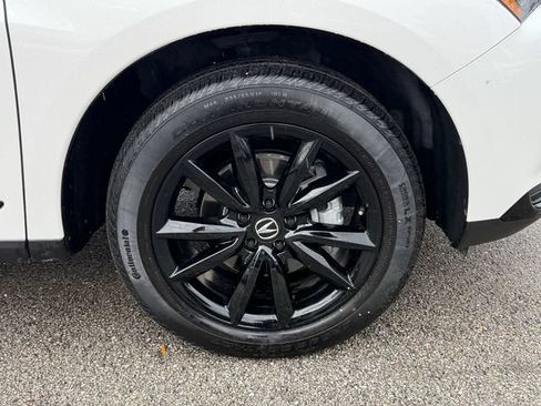 Certified 2025 Acura RDX SH-AWD image 10