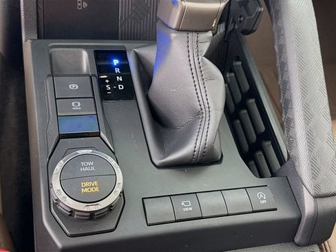 Used 2025 Toyota 4Runner Limited RWD image 22