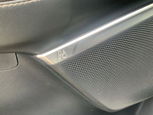 Used 2025 Ford Expedition Platinum image 26