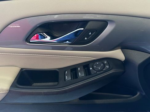 Certified 2023 Chevrolet Traverse LT w/ LPO, Floor Liner Package image 22