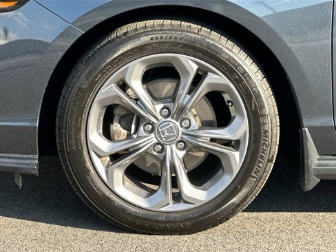 Certified 2023 Honda Accord EX image 29