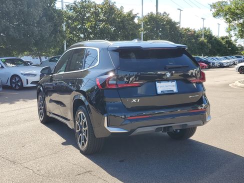 Certified 2024 BMW X1 xDrive28i w/ Technology Package AWD/4WD image 3