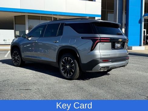 New 2026 Chevrolet Traverse LT w/ Sun and Wheel Package image 9
