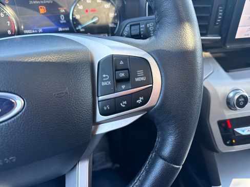 Used 2023 Ford Explorer XLT w/ Equipment Group 202A image 31