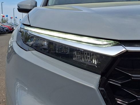 Used 2023 Honda CR-V EX-L image 9