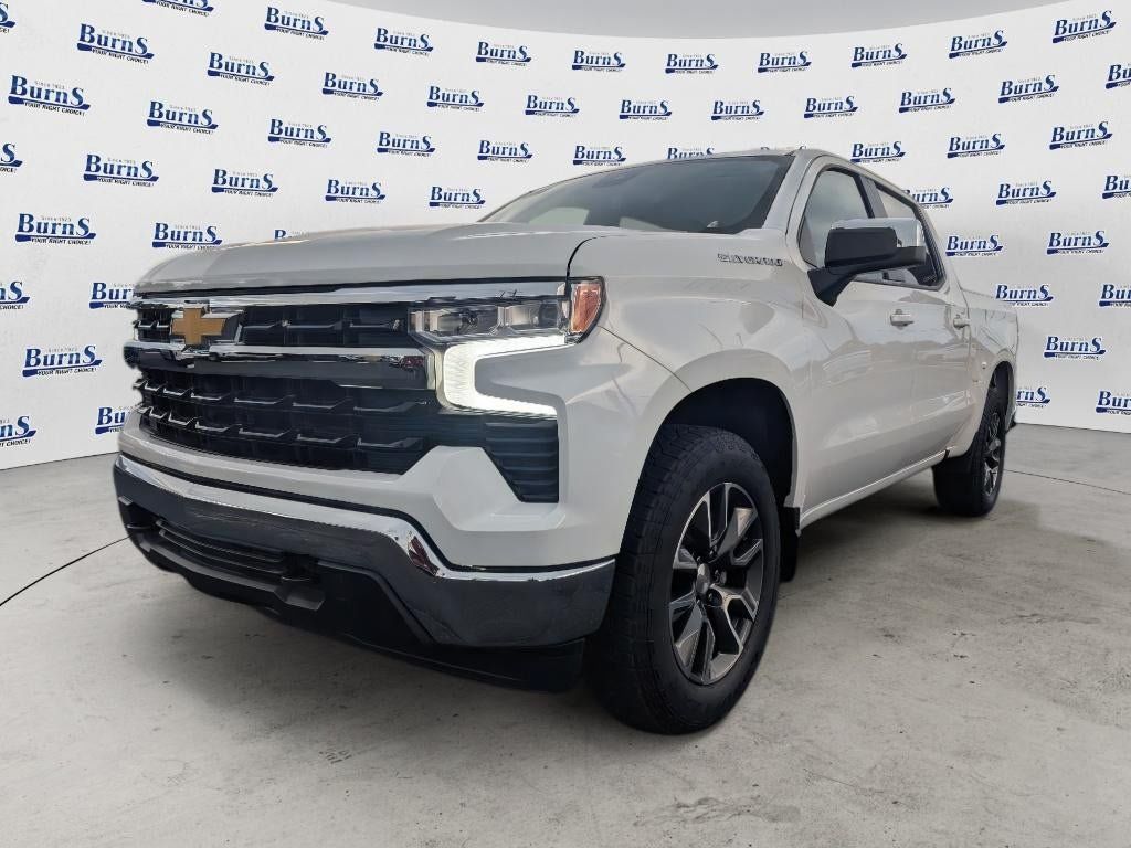 Used 2024 Chevrolet Silverado 1500 LT AWD/4WD image 7