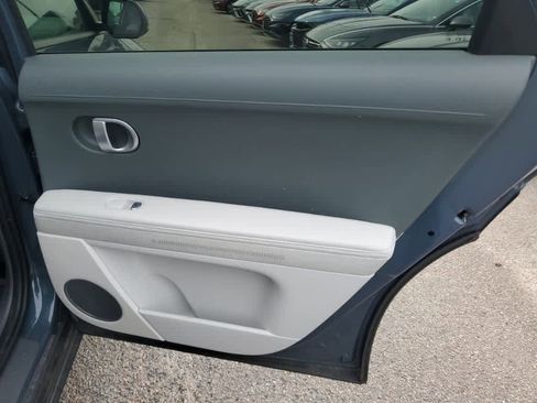 Used 2023 Hyundai Ioniq 5 SEL image 18