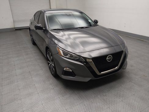 Used 2022 Nissan Altima 2.5 SR FWD image 13