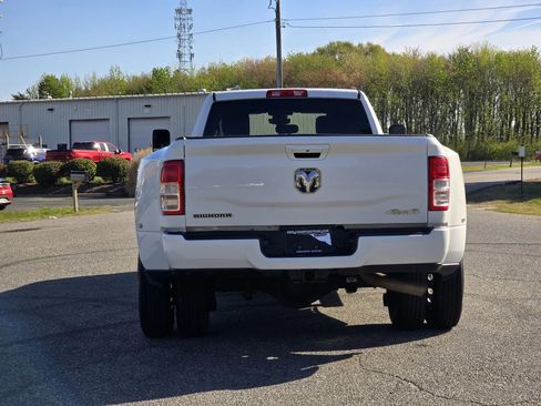 Used 2021 RAM 3500 Big Horn w/ Level 1 Equipment Group image 14