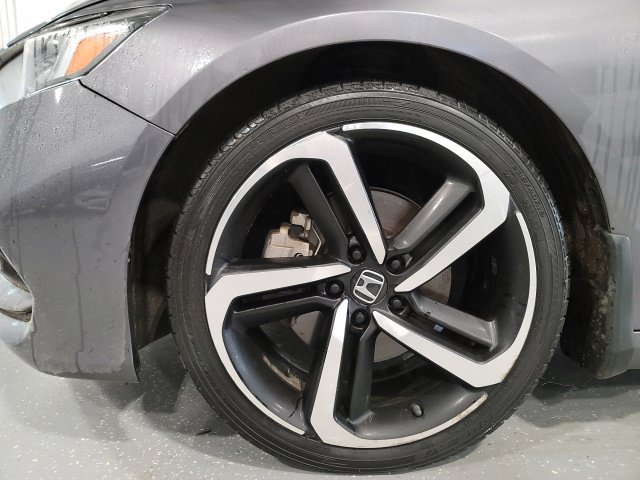 Used 2020 Honda Accord Sport image 11
