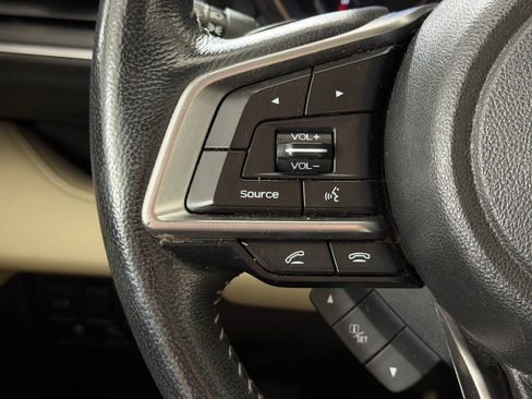 Used 2019 Subaru Ascent Limited AWD/4WD image 15