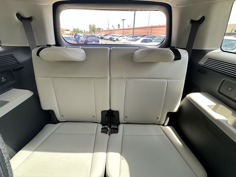 Used 2024 Hyundai Santa Fe Calligraphy AWD/4WD image 47