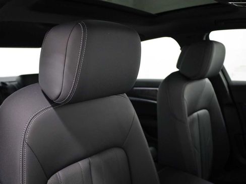 Used 2025 Audi A6 Premium Plus w/ Premium Plus Package image 21