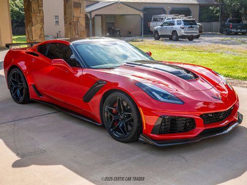 Used 2019 Chevrolet Corvette ZR1 image 12