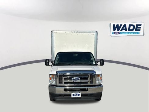 Used 2023 Ford E-450 and Econoline 450 Super Duty w/ Power Windows & Locks Group image 2