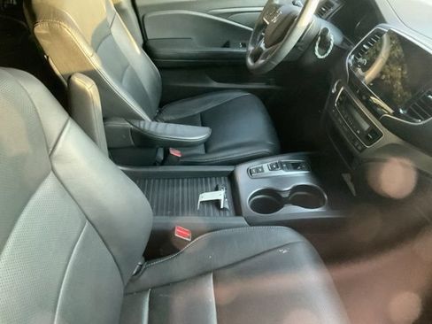 Used 2023 Honda Passport EX-L image 5