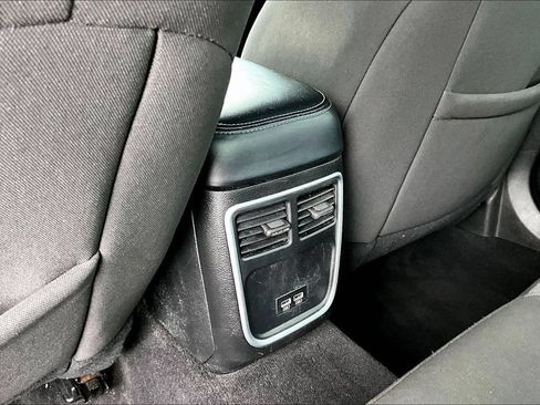 Used 2022 Dodge Charger SXT RWD image 27