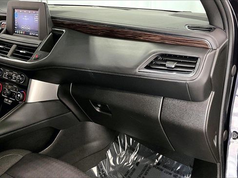 Used 2023 Chevrolet Tahoe LS image 15