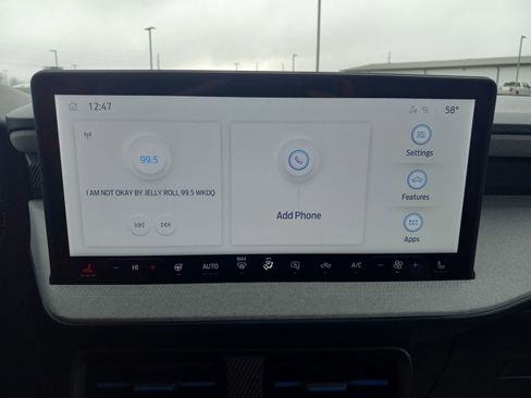 New 2025 Ford Maverick XLT w/ XLT Luxury Package image 19