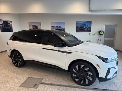 Used 2024 Lincoln Nautilus Reserve w/ Equipment Group 202A