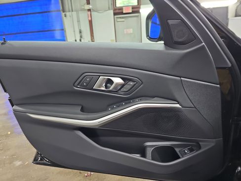 New 2025 BMW 330i xDrive Sedan w/ Convenience Package image 29