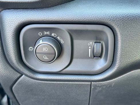 New 2026 RAM 3500 Tradesman AWD/4WD image 24