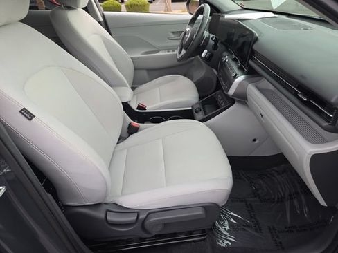 Used 2024 Hyundai Kona SEL FWD image 22