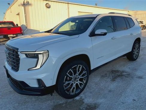 New 2026 GMC Acadia Denali Ultimate w/ LPO, Floor Liner Package image 38