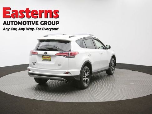 Used 2018 Toyota RAV4 XLE AWD/4WD image 42