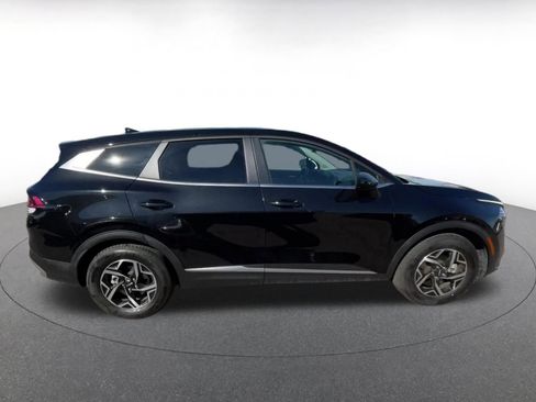 Used 2025 Kia Sportage LX FWD image 16