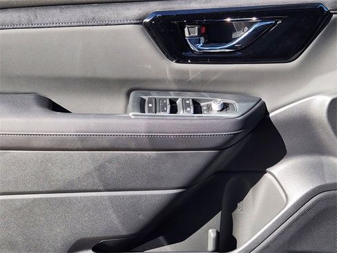 New 2025 Subaru Forester Limited image 18