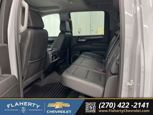 Used 2024 Chevrolet Silverado 2500 LTZ w/ LTZ Plus Package image 11