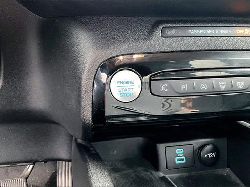 Used 2023 Ford Escape Platinum w/ Premium Technology Package image 21