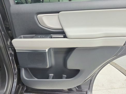 New 2026 Ford Expedition Active image 42