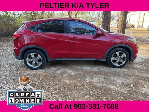 Used 2018 Honda HR-V LX image 13