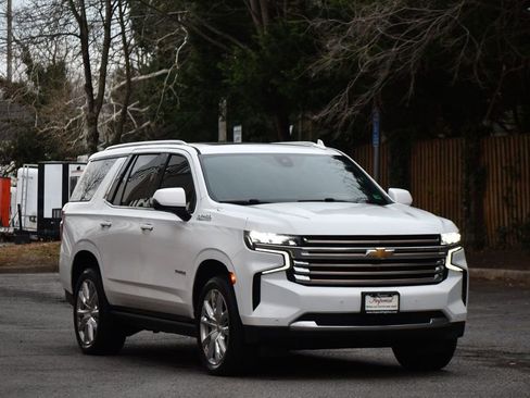 Used 2021 Chevrolet Tahoe High Country w/ Premium Package image 14