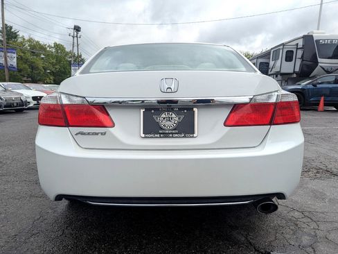 Used 2015 Honda Accord EX image 9