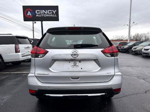 Used 2020 Nissan Rogue S image 6