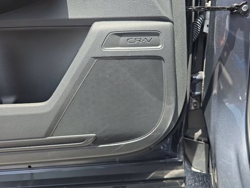 Certified 2025 Honda CR-V EX image 15