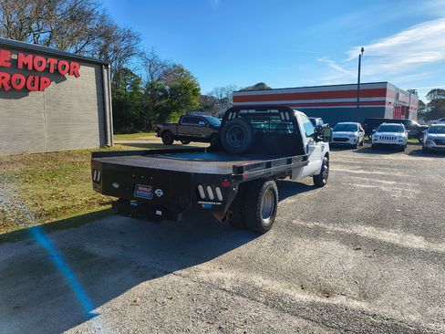 Used 2008 Ford F350 XL image 8